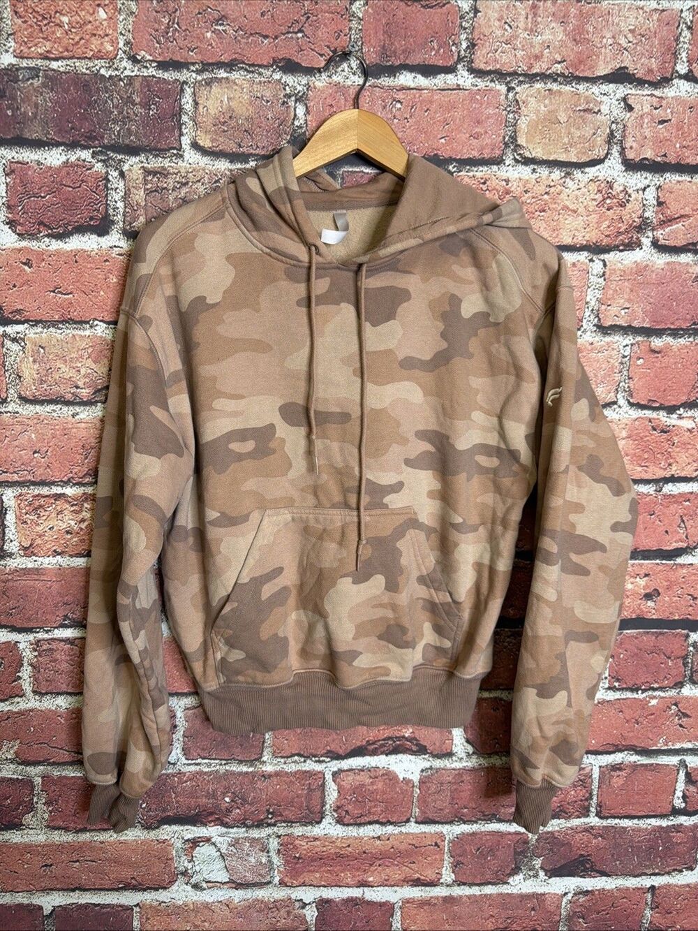 Fabletics Camo Teddy Camo/Latte Hoodie Sweatshirt Pullover Long Sleeve Size S